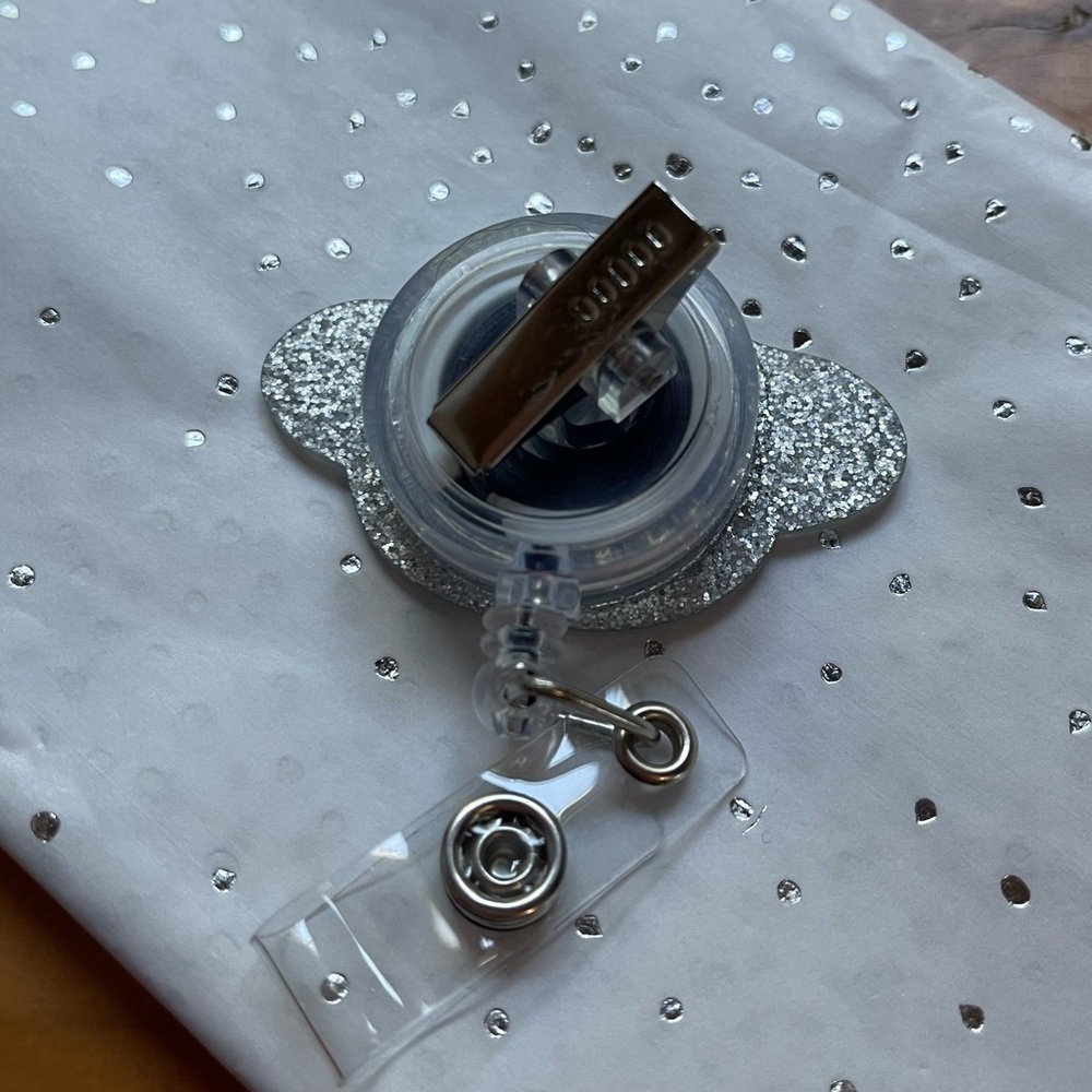 Badge Reel I’m Smiling Under this Mask - alligator clip - Picture 2 of 2